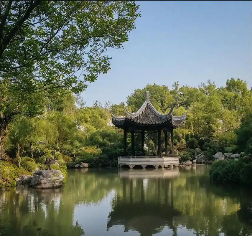 平房区平庸餐饮有限公司